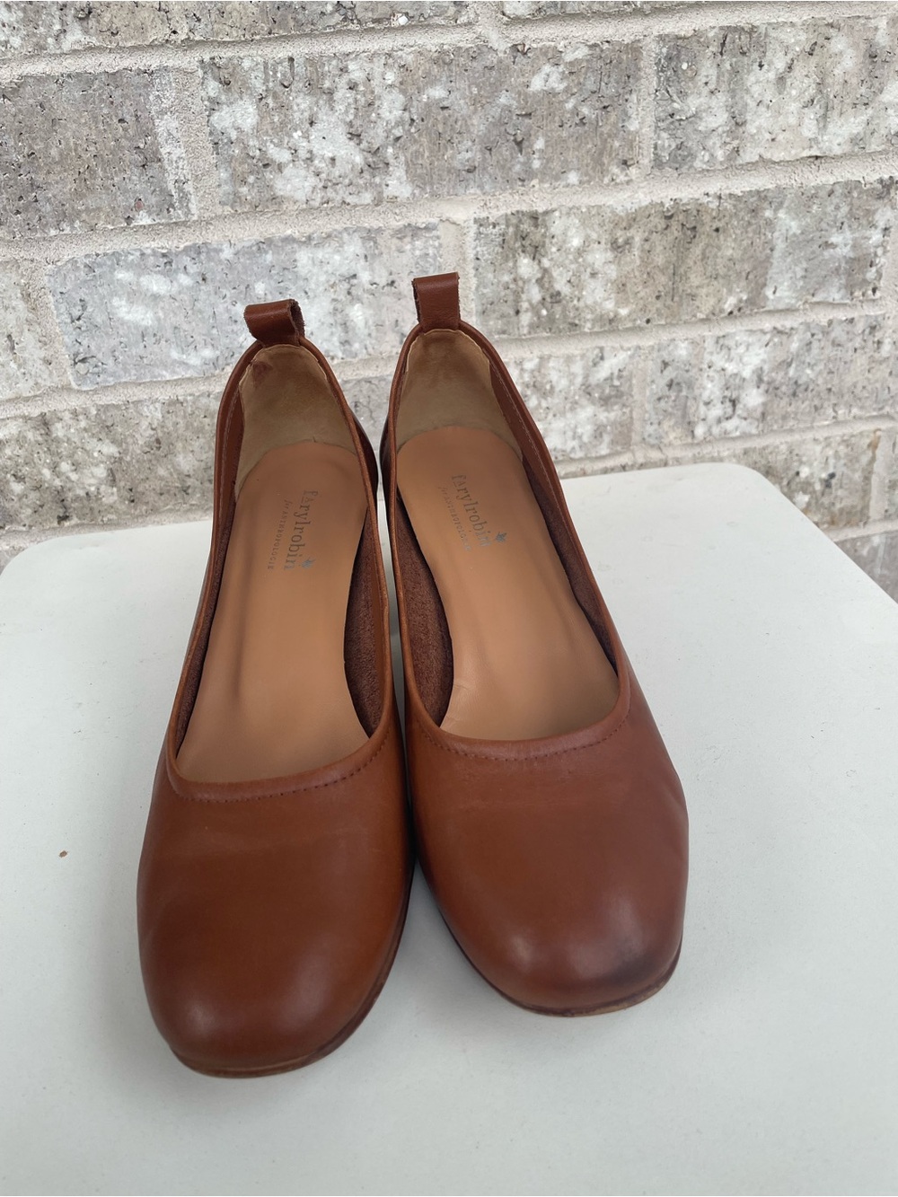 Classic Women's Block Heel Pumps in Cognac Brown